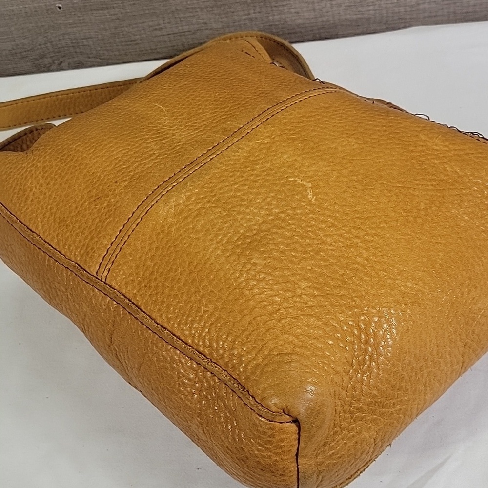 Duluth Trading Brown Pebble Leather Shoulder Bag - Picture 9 of 14